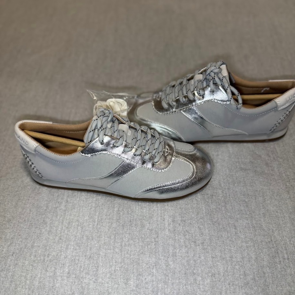 Lucky Brand Women Gray Silver Metallic Accent Leather Lace Up Sneakers Size 6M - Picture 3 of 7